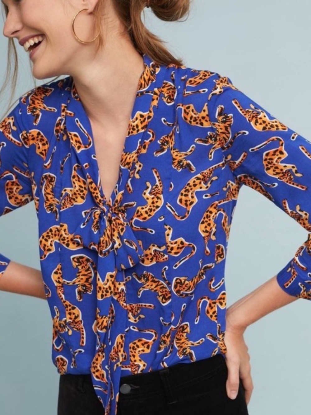 EUC! Anthropologie Tiger Print Tie-Neck Blouse 17 of 52 - Picture 5 of 5